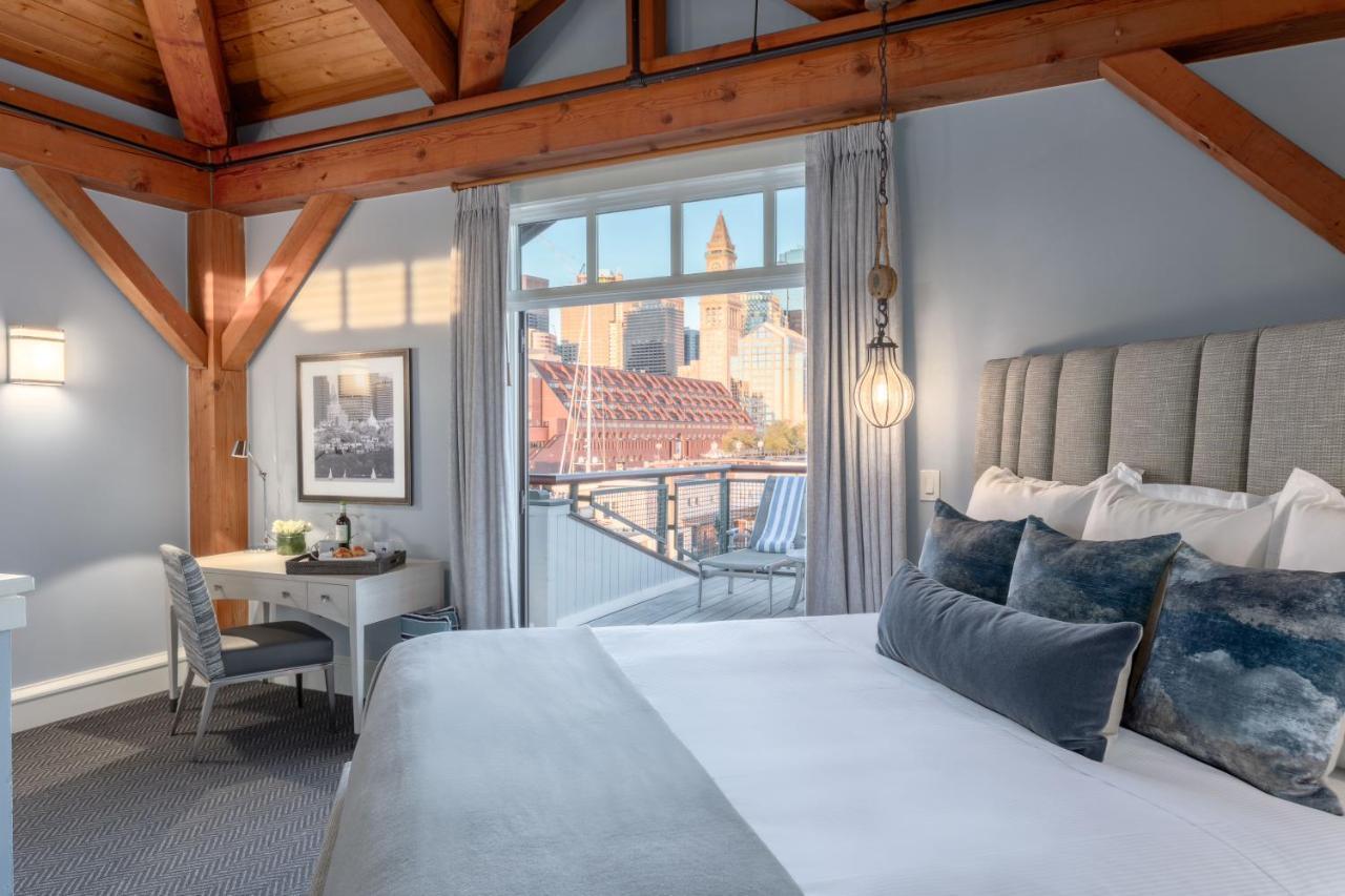 Boston Yacht Haven Hotel Buitenkant foto
