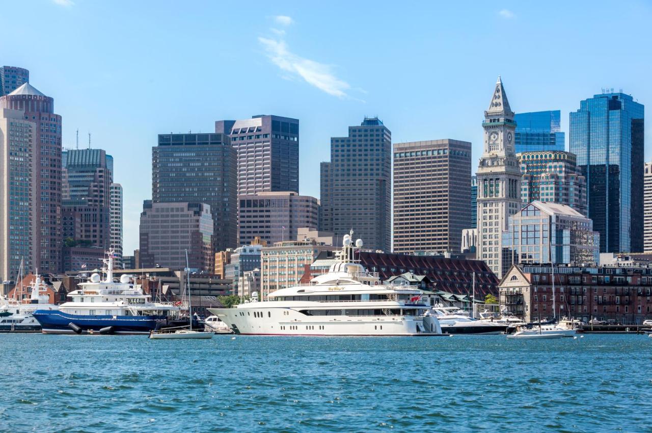 Boston Yacht Haven Hotel Buitenkant foto